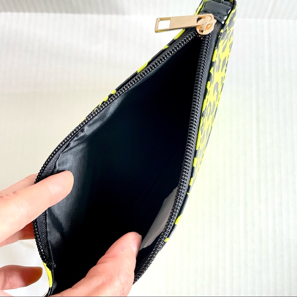 Neon Yellow Leopard Bag Clutch NWOT - Picture 5 of 7